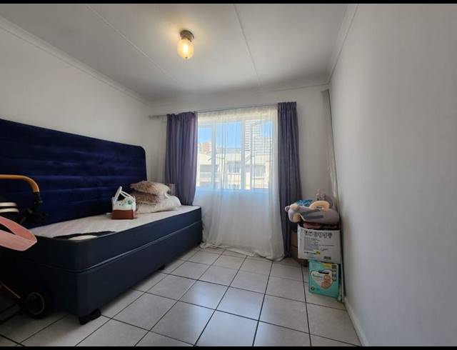 2 BEDROOM PROPERTY TO RENT IN NORTH BEACH